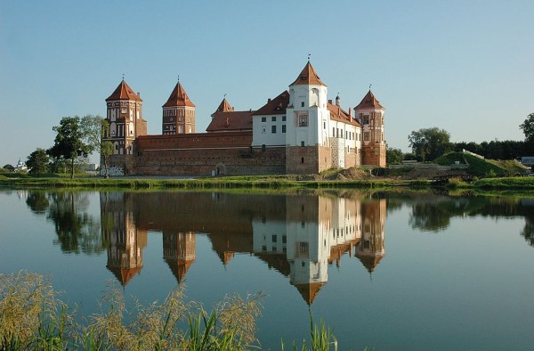 Мирский замок — легендарная крепость Беларуси 